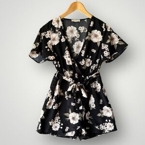 5 for $40 Ann Kaci Romper Jumpsuit Women Size XS Floral